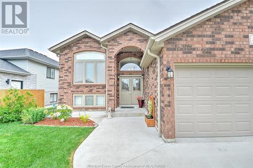 3118 Arpino Avenue, Windsor, ON - Outdoor With Facade