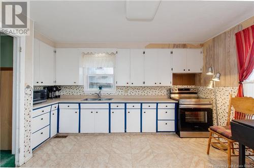 38 Gerard Road, Saint-Antoine, NB - Indoor Photo Showing Kitchen With Double Sink