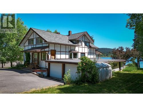 6035 Walnut Road, 100 Mile House, BC - Outdoor