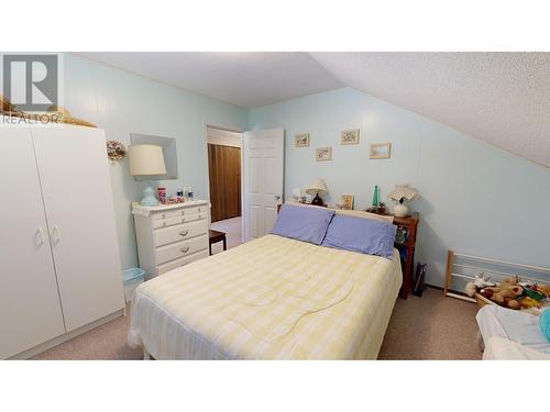 6035 Walnut Road, 100 Mile House, BC - Indoor Photo Showing Bedroom