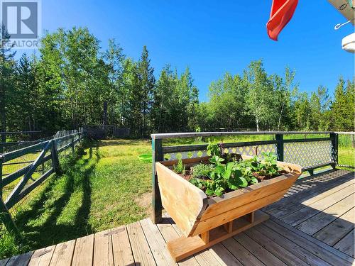 6813 Swelander Road, 100 Mile House, BC - Outdoor With Deck Patio Veranda