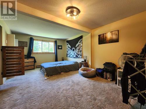 6813 Swelander Road, 100 Mile House, BC - Indoor Photo Showing Bedroom