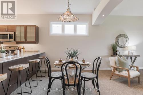 60 Chadwin Drive, Kawartha Lakes (Lindsay), ON - Indoor Photo Showing Dining Room