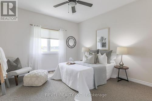 60 Chadwin Drive, Kawartha Lakes (Lindsay), ON - Indoor Photo Showing Bedroom