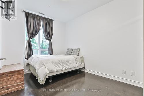 119 - 10 Bloorview Place N, Toronto (Don Valley Village), ON - Indoor Photo Showing Bedroom