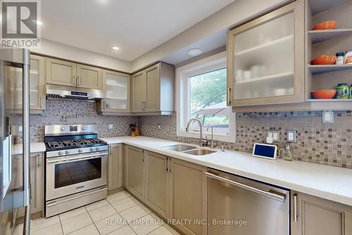 113 Dali Crescent, Toronto (Rouge), ON - Indoor Photo Showing Kitchen With Double Sink