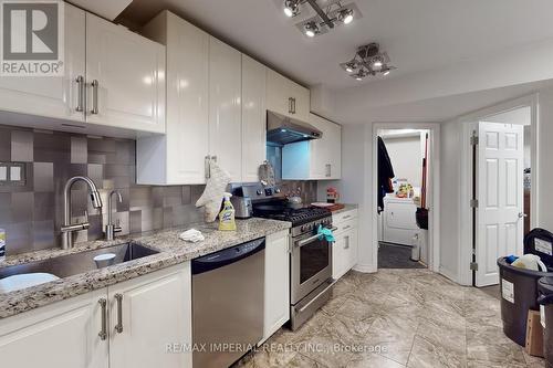 113 Dali Crescent, Toronto (Rouge), ON - Indoor Photo Showing Kitchen With Upgraded Kitchen