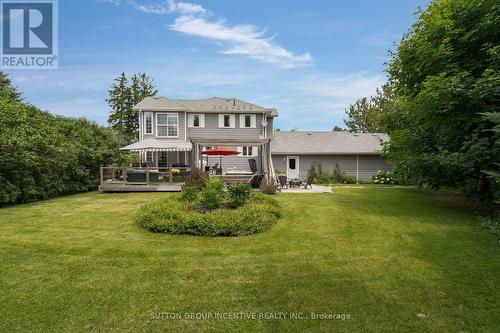 54 Highland Drive, Oro-Medonte (Horseshoe Valley), ON - Outdoor With Deck Patio Veranda