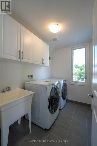 23 Wyn Wood Lane, Orillia, ON - Indoor Photo Showing Laundry Room