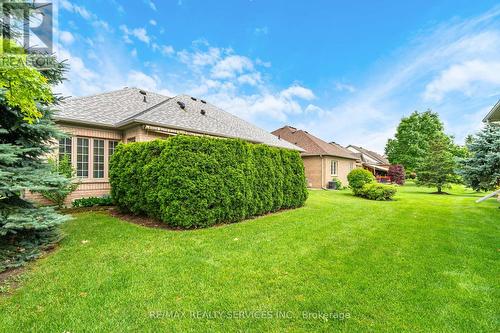 2 Yorkwood Trail, Brampton (Sandringham-Wellington), ON - Outdoor