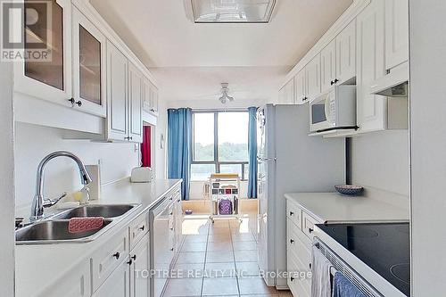 610 - 1600 Adelaide Street N, London, ON - Indoor Photo Showing Kitchen With Double Sink