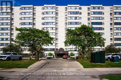 610 - 1600 Adelaide Street N, London, ON - Outdoor With Facade