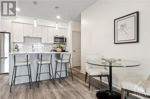 315 - 2055 Portobello Boulevard, Ottawa, ON - Indoor Photo Showing Kitchen With Upgraded Kitchen