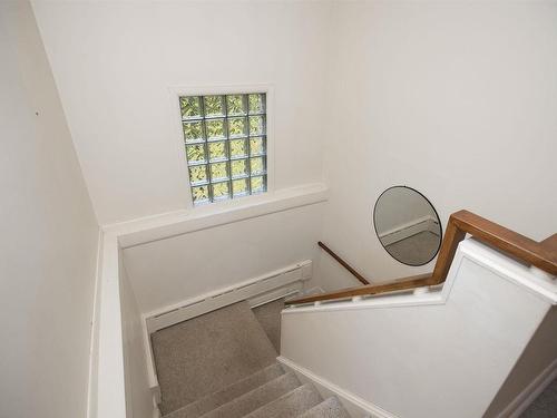 38 Farrand Street, Thunder Bay, ON - Indoor Photo Showing Other Room