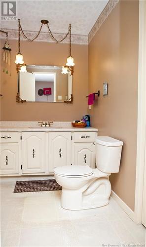 115 Kirkpatrick Street, Woodstock, NB - Indoor Photo Showing Bathroom