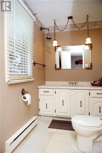 115 Kirkpatrick Street, Woodstock, NB - Indoor Photo Showing Bathroom