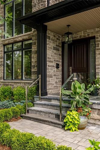 389 Belvenia Road, Burlington, ON - Outdoor