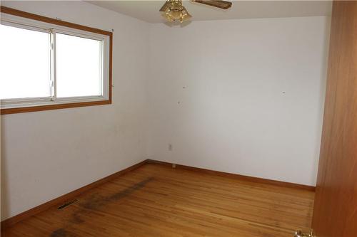 934 Upper Ottawa Street, Hamilton, ON - Indoor Photo Showing Other Room