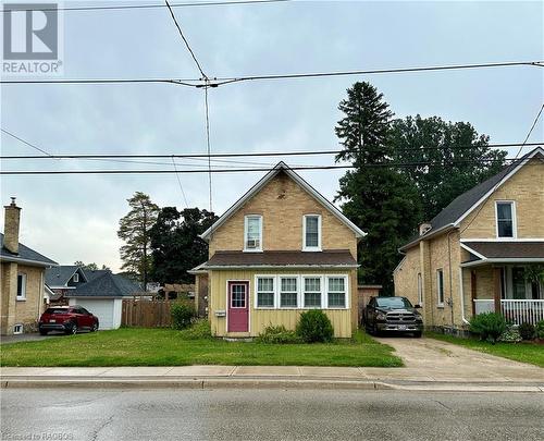 403 7Th Avenue, Hanover, ON - Outdoor With Facade