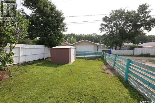 251 Toronto Street N, Regina, SK - Outdoor With Backyard