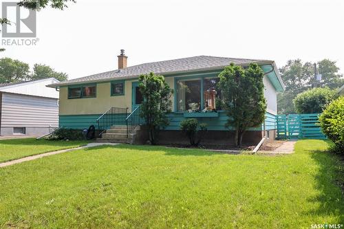 251 Toronto Street N, Regina, SK - Outdoor