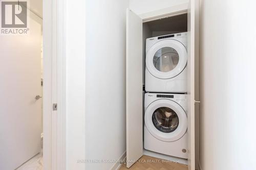 1009 - 90 Glen Everest Road, Toronto (Birchcliffe-Cliffside), ON - Indoor Photo Showing Laundry Room