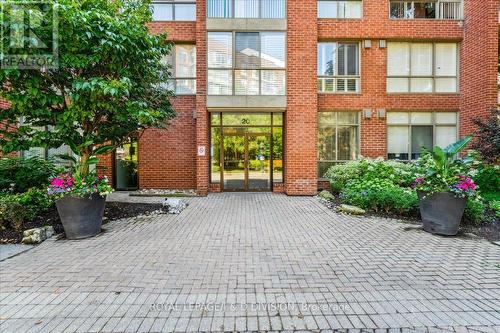 605 - 20 Southport Street, Toronto (High Park-Swansea), ON - Outdoor