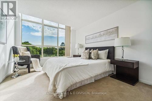 605 - 20 Southport Street, Toronto (High Park-Swansea), ON - Indoor Photo Showing Bedroom