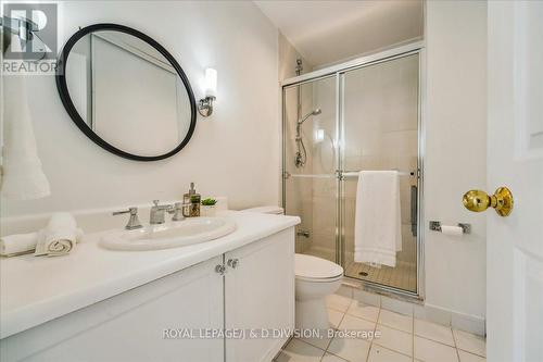 605 - 20 Southport Street, Toronto (High Park-Swansea), ON - Indoor Photo Showing Bathroom