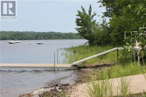 - Holland Lane, Cambridge-Narrows, NB 