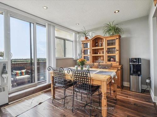 1001-2301 Derry Rd W, Mississauga, ON - Indoor Photo Showing Dining Room