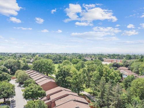 1001-2301 Derry Rd W, Mississauga, ON - Outdoor With View