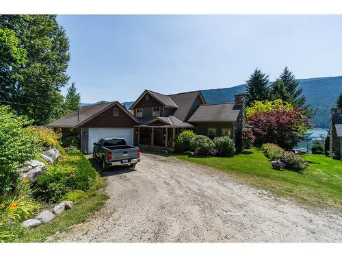 5244 Highway 3A, Nelson, BC - Outdoor