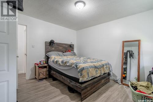 257 Hanley Crescent, Regina, SK - Indoor Photo Showing Bedroom