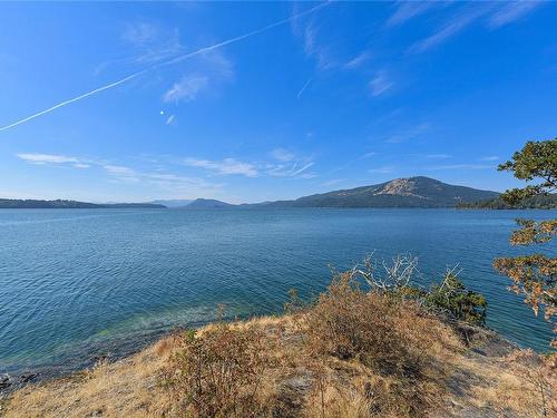 273 Coal Point Lane, North Saanich, BC 