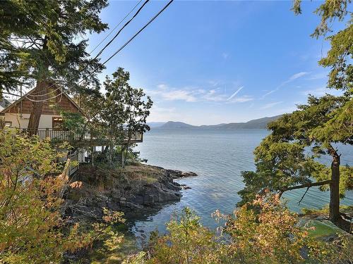 273 Coal Point Lane, North Saanich, BC 