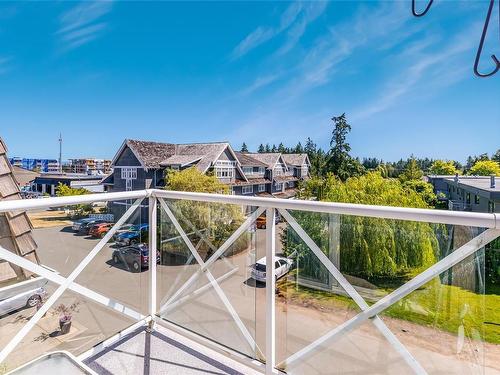 301-750 Memorial Ave, Qualicum Beach, BC - Outdoor With View