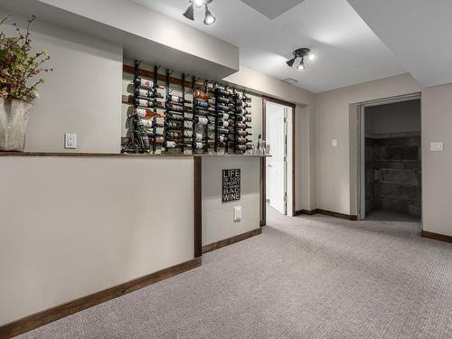 200 Mountview Drive, Kamloops, BC - Indoor Photo Showing Other Room