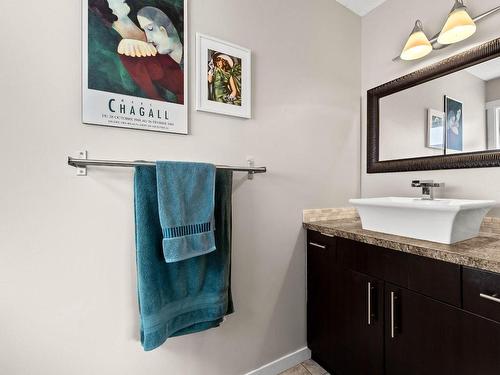 1845 Mckinley Crt, Kamloops, BC - Indoor Photo Showing Bathroom