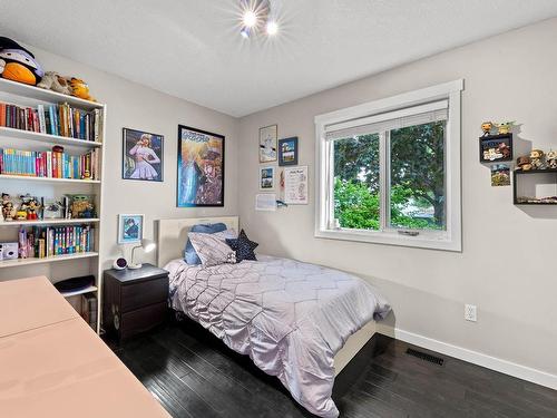 1845 Mckinley Crt, Kamloops, BC - Indoor Photo Showing Bedroom