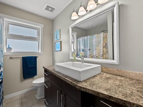 1845 Mckinley Crt, Kamloops, BC - Indoor Photo Showing Bathroom