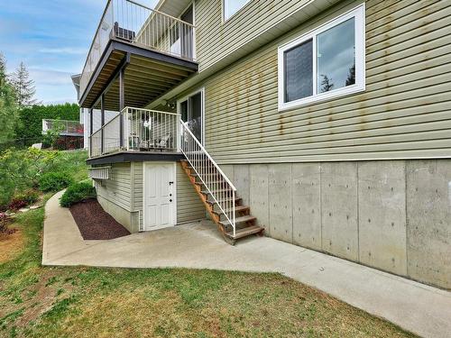 1845 Mckinley Crt, Kamloops, BC - Outdoor With Exterior