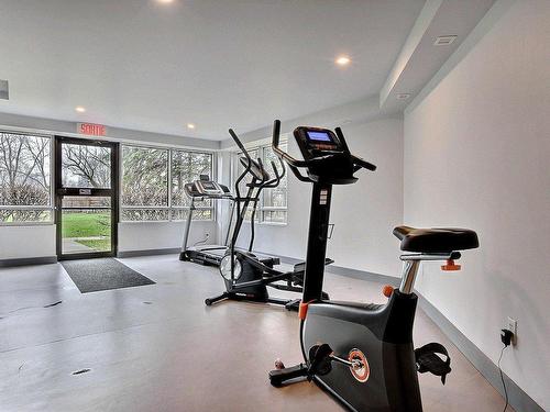 Exercise room - 702-60 Rue William-Paul, Montréal (Verdun/Île-Des-Soeurs), QC - Indoor Photo Showing Gym Room