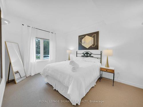 2-110 Kellies Way, Blue Mountains, ON - Indoor Photo Showing Bedroom