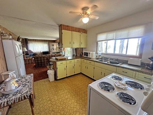 4295C Hwy 588, Whitefish Lake Suomi, ON - Indoor Photo Showing Kitchen With Double Sink