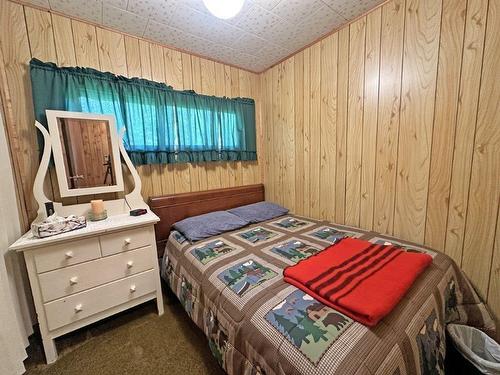 4295C Hwy 588, Whitefish Lake Suomi, ON - Indoor Photo Showing Bedroom