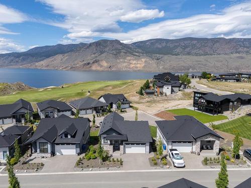 20-260 Rue Cheval Noir, Kamloops, BC - Outdoor With Body Of Water With Facade With View