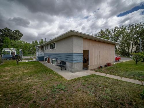 689 Schubert Drive, Kamloops, BC - Outdoor