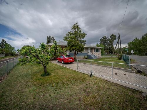 689 Schubert Drive, Kamloops, BC - Outdoor