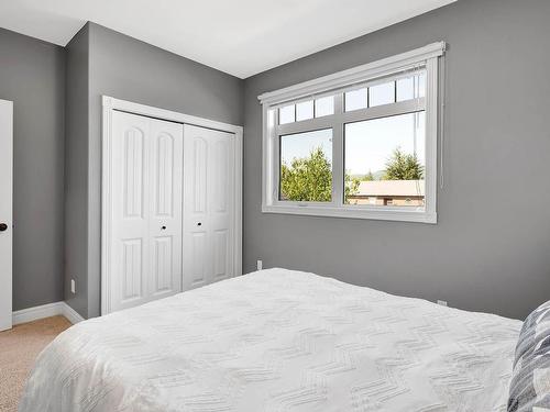 228 Murtle Cres, Clearwater, BC - Indoor Photo Showing Bedroom